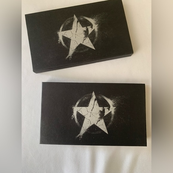 Darts - Picture 2 of 2